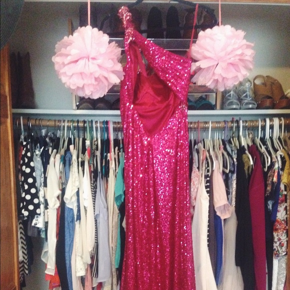 Prom Dress - Picture 3 of 4