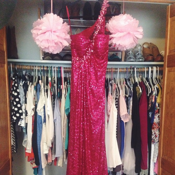 Prom Dress - Picture 4 of 4