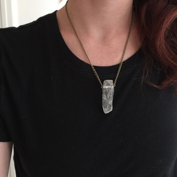 Large Clear Quartz Point Necklace - Picture 3 of 3