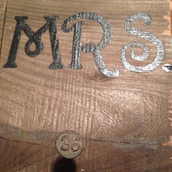 Signs - Picture 3 of 3