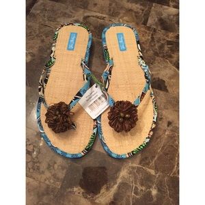 Vera Bradley sandals