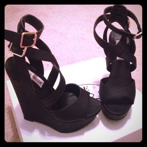 Steve Madden strappy wedges