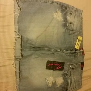 Destroyed denim skirt