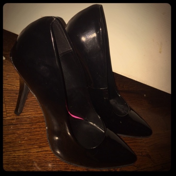 Patent leather pumps