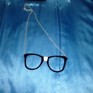 Nerd glasses necklace
