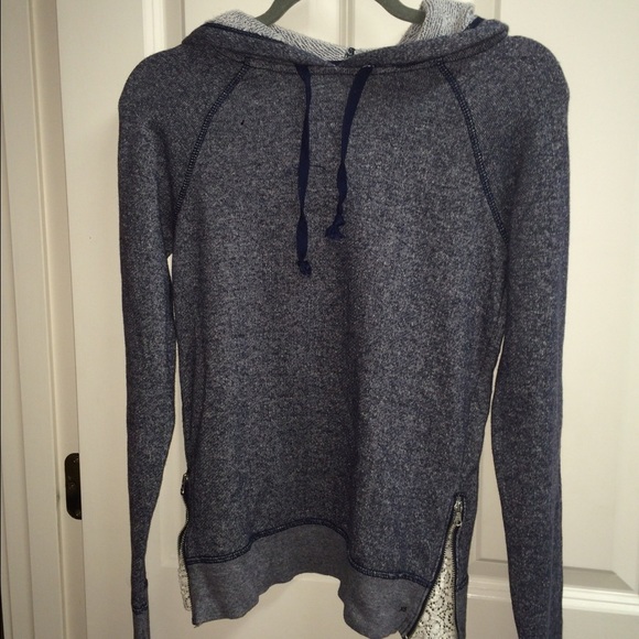 Arie sweater, grey/blue never worn