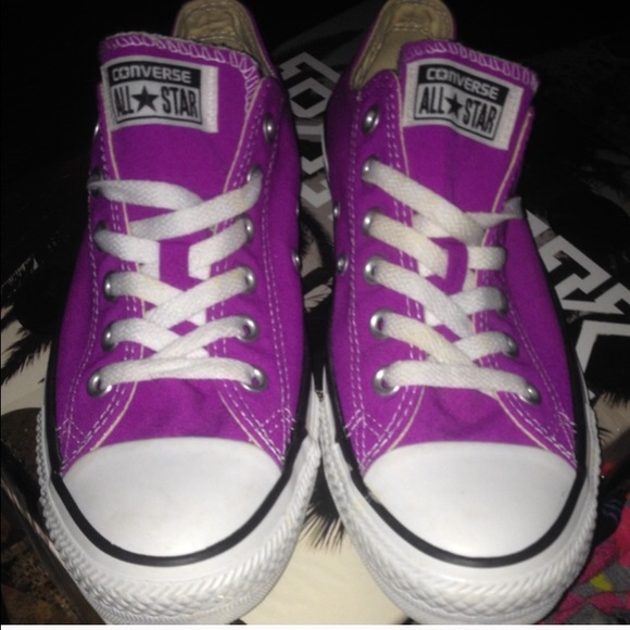 Men's size 6 converse 🚨sold🚨