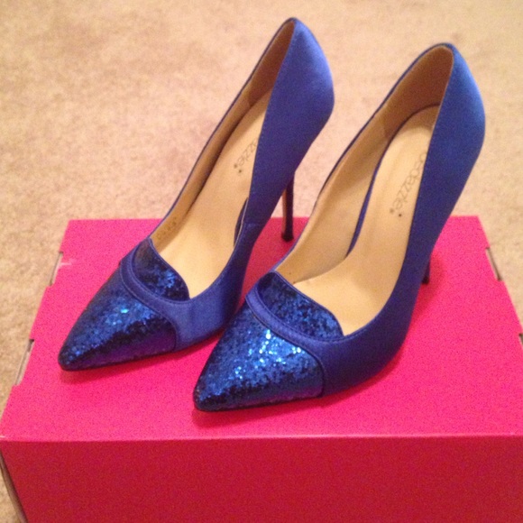 Bright blue heels with glitter accents