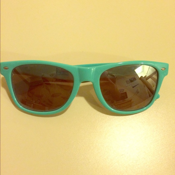 Mint sunglasses