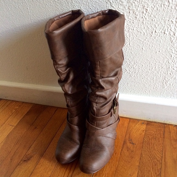 Long Brown Boots. No damage.