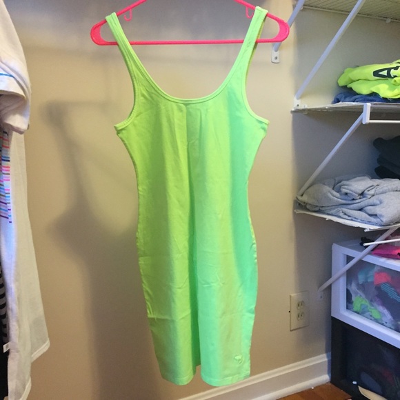 ***sold in bundle***VS Pink body con dress