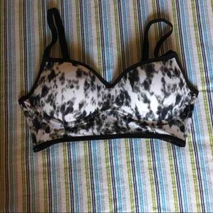 Vs pink tie dye brallette