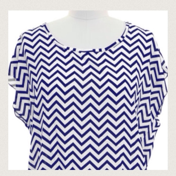 Blue & white chevron top.
