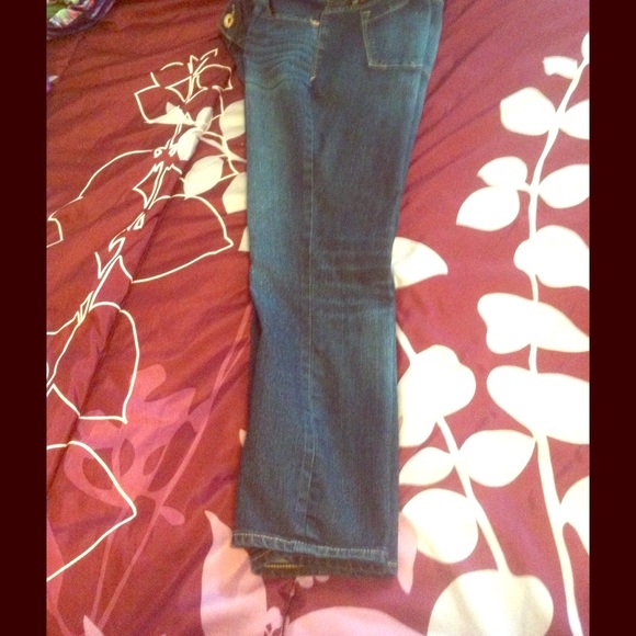 ⚡️⚡️Sexy Fit Express Capris - Priced To Sell💥💥