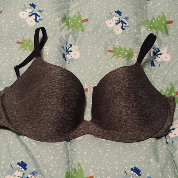 VS Pink bra