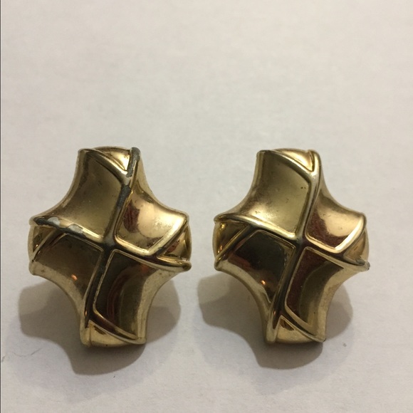 Vintage Gold Tone Earrings