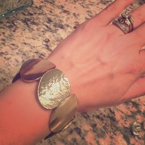 Gold circle elastic bracelet