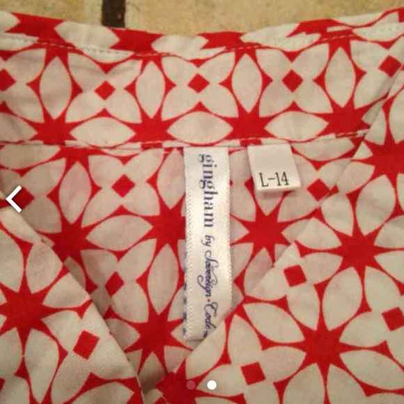 Red and white flower button up tanktop