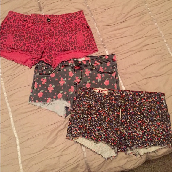 Printed shorts bundle