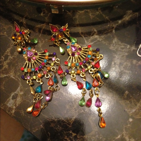 Multi color danglers - Picture 1 of 2