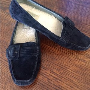 ✨UGG Black dress shoes✨