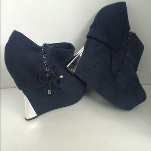 Wedge booties