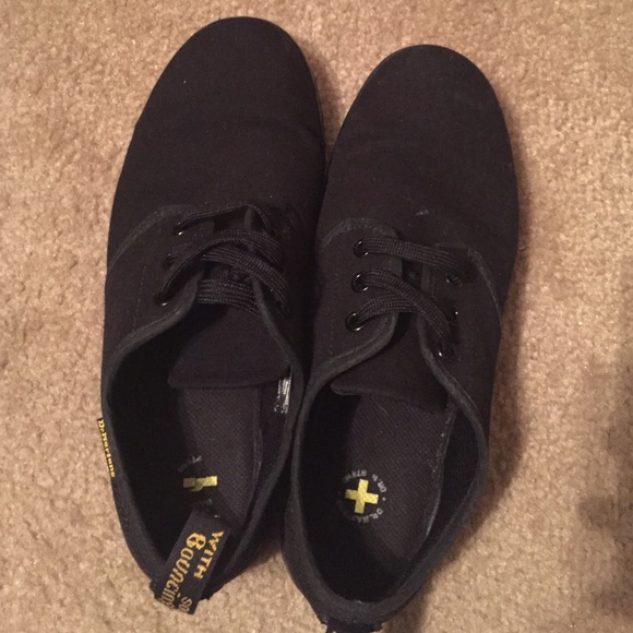 Black Dr.martens