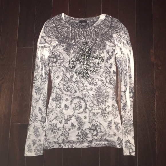 Beautiful party black long sleeve top!