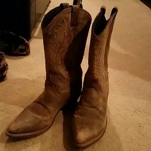 Warn cowboy boots super comfortable!