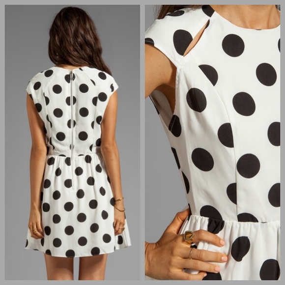 SOLD ❤️Dolce Vita Dress❤️ - Picture 3 of 4