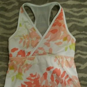 Lululemon coral workout top