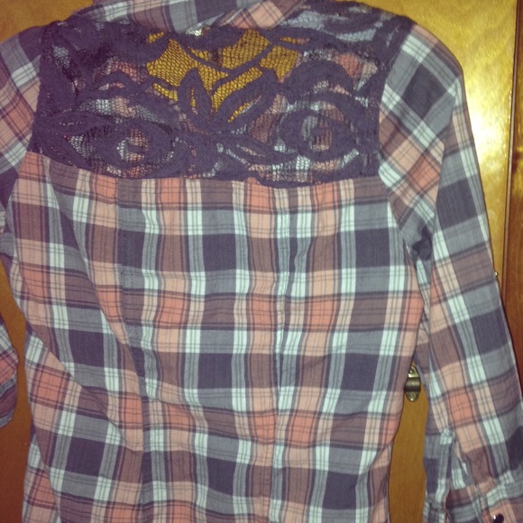 Cute orange & purple button up