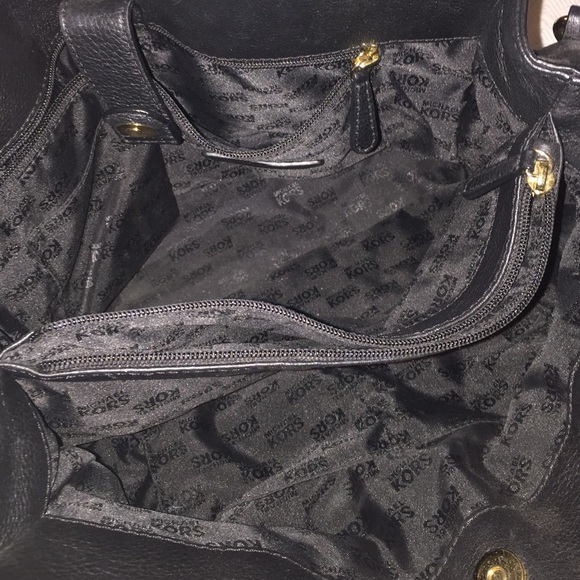 Michael Kors Purse - Picture 2 of 4