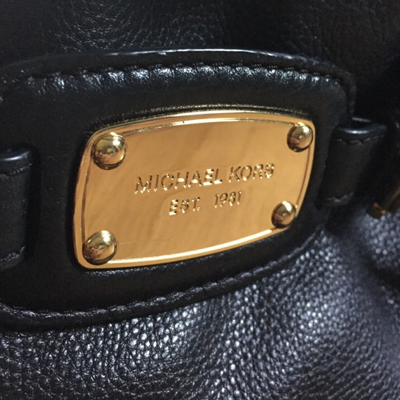Michael Kors Purse - Picture 4 of 4