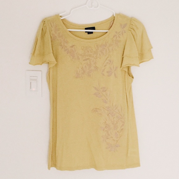 chartreuse tired sleeve top