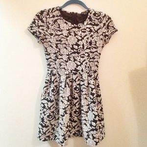 Floral Paisley skater dress in black & white