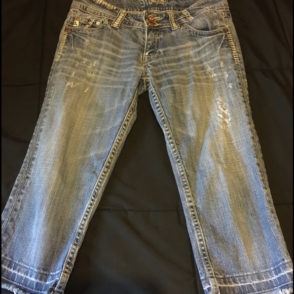 Authentic Miss Me capris 29