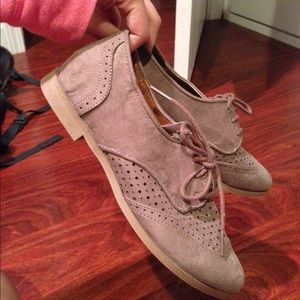 Tan/Beige Oxford shoes