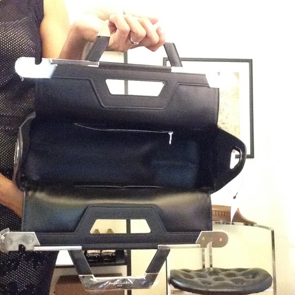 Balenciaga Ray Doctor bag♠️ - Picture 4 of 4