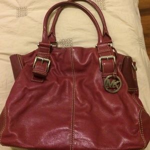 Magenta Michael Kors handbag