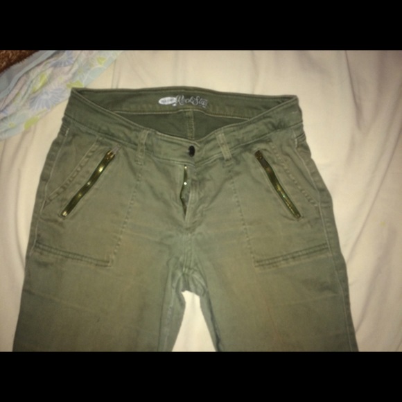 Green cargo skinny jeans