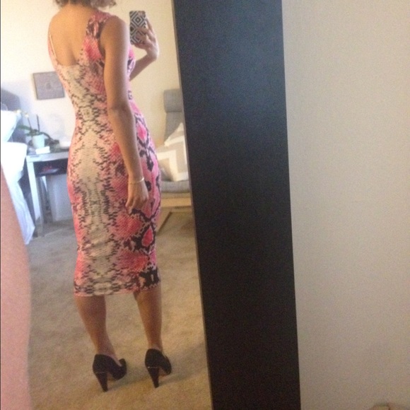 ❌ BUNDLED - ASOS Snake skin midi dress - Picture 2 of 4