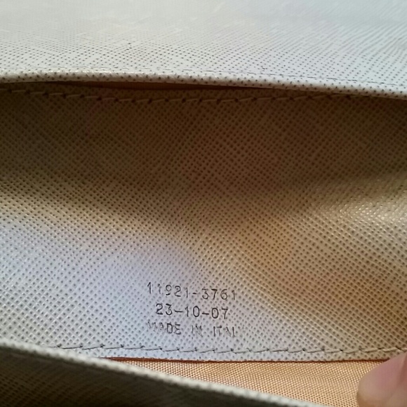 Authentic Etro snakeskin wallet!! - Picture 2 of 4