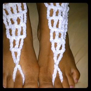 White barefoot sandlas