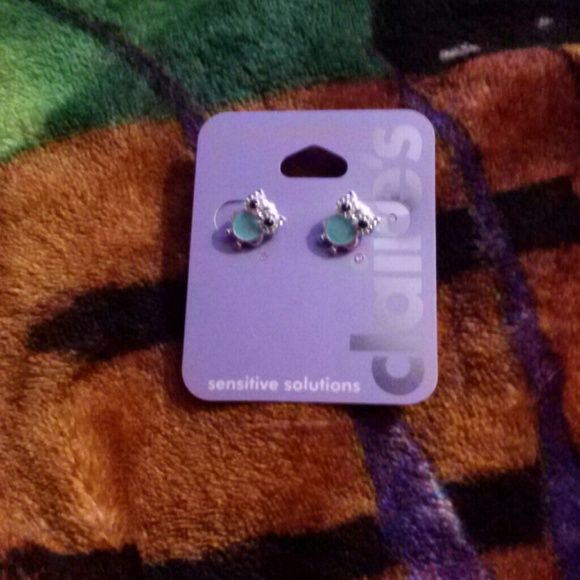 Earings