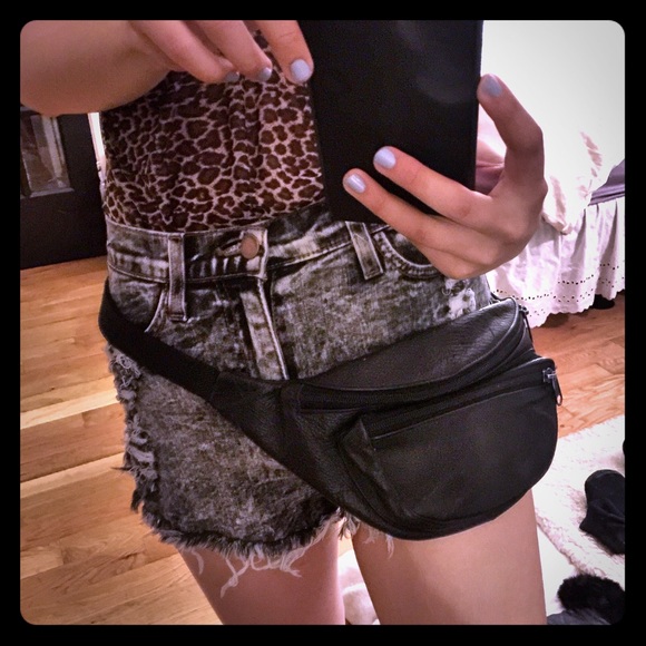 Black Leather Fanny Pack