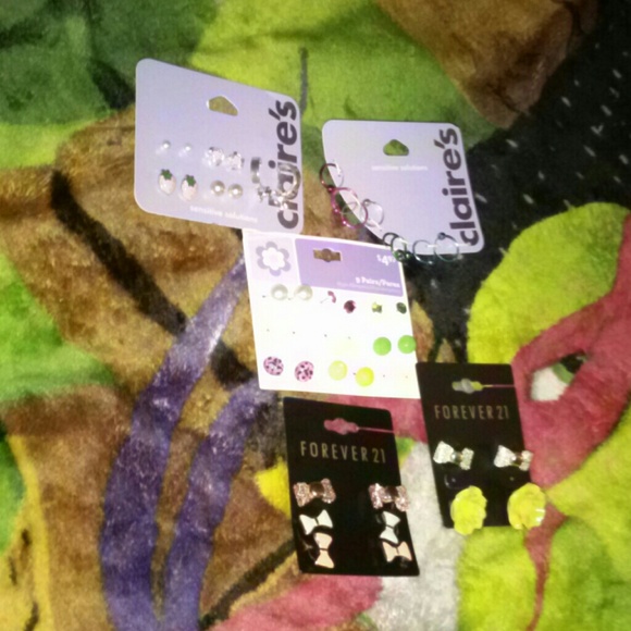 Earings