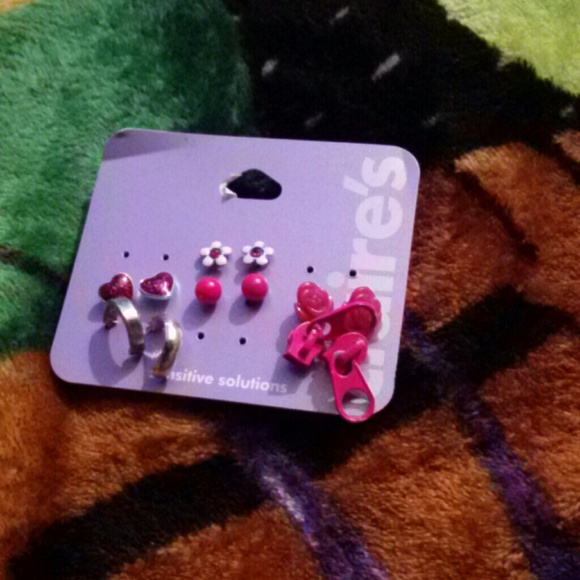 Earings