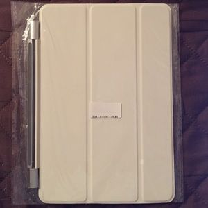 Mini iPad magnet screen case