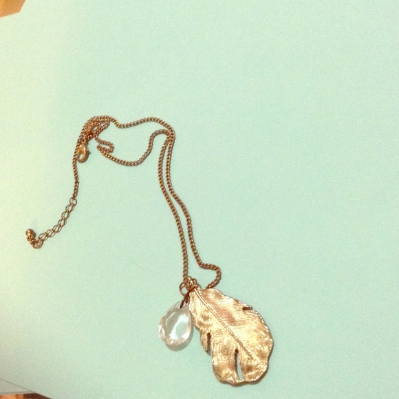 Diamond and leaf necklace